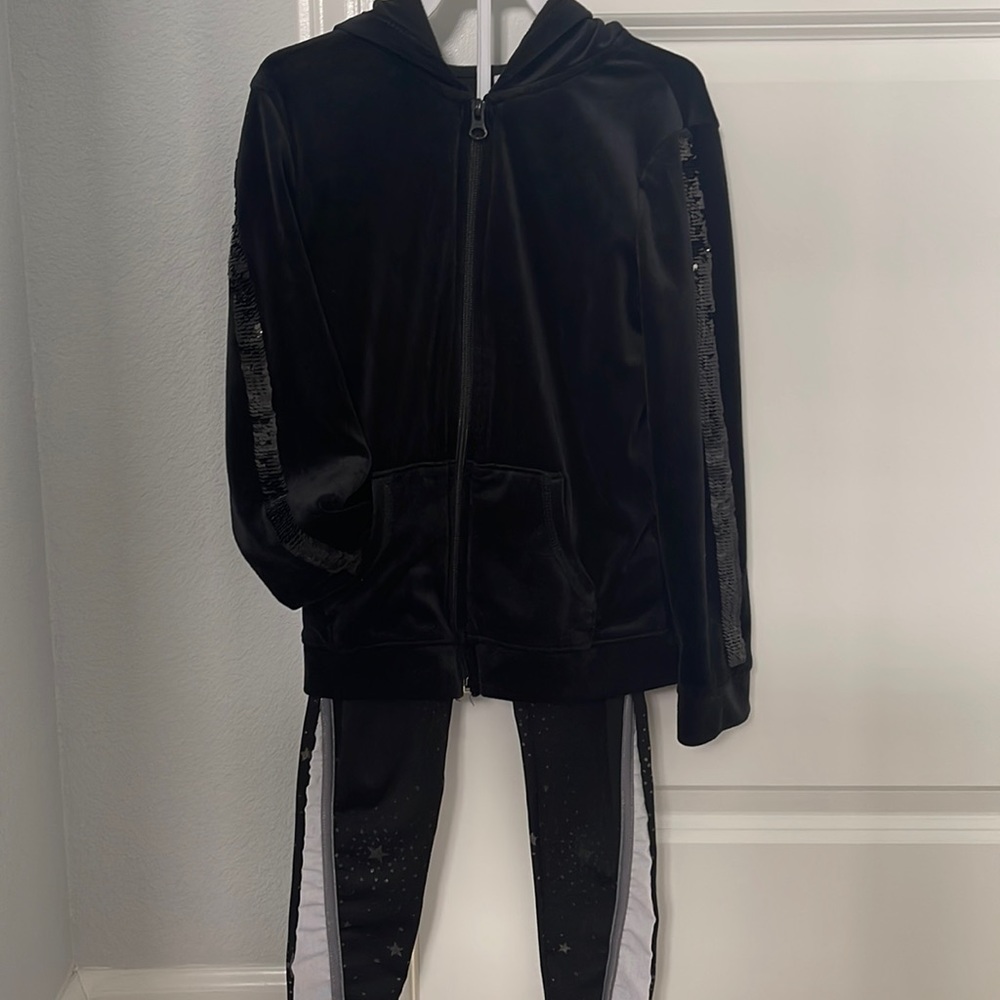 More Than Magic Velour Suit. Size 6/6x.